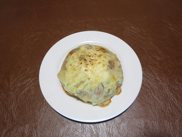 クロワッサンのチーズフォカッチャの全体画像。