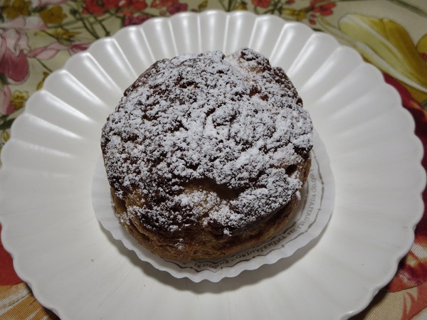 フランス菓子 イヴリーヌ（シュー）