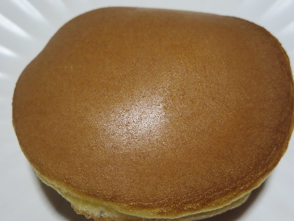 季彩菓庵しげつの行徳焼（ミルクあん）の近影画像。