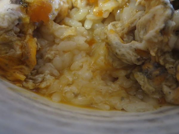 たま家の上炭火親子丼のご飯の近影画像