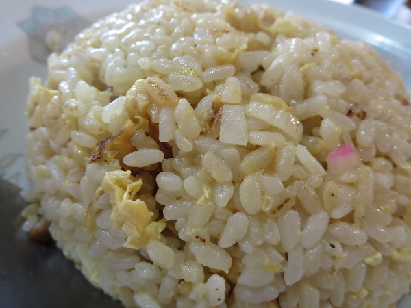 麺屋 龍華のチャーハンの近影画像。