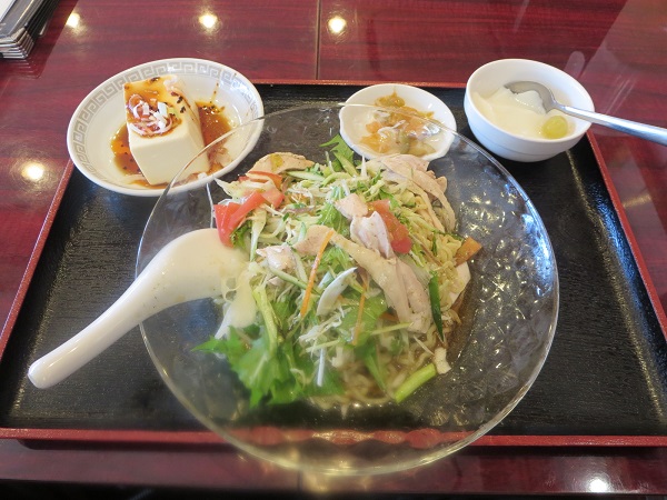 味府 中華居酒屋 （山椒風冷麺）