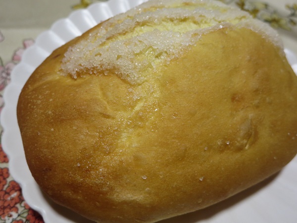 はーとやのパンのはちみつバターパンの近影画像。