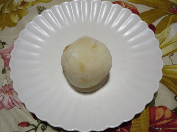 亀家朝道のあんず餅の全体画像。