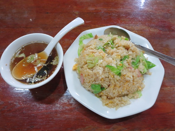 福盛の叉焼レタス炒飯の全体画像。