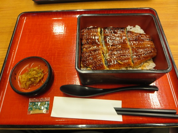杵屋のうな重の全体画像。
