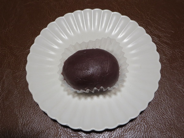 和菓子や 栗山菓舗のおはぎ(小)の全体画像。