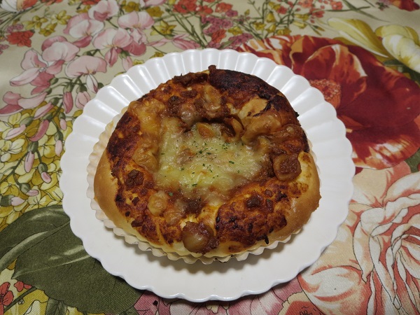 モンマルトルの4種のチーズラザニアの全体画像。
