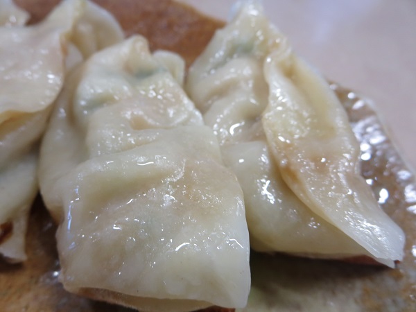 らいもんの餃子の焦げ目が付いていない側の近影画像。