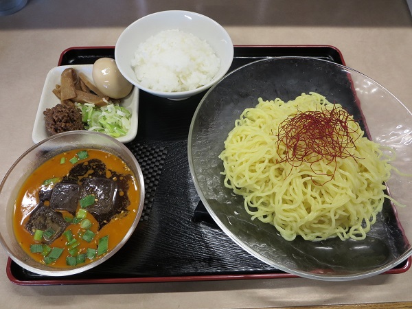 らいもん（冷しざる坦々麺）