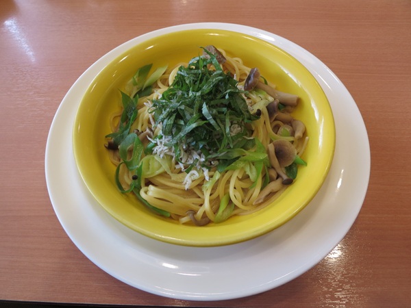 ガストのしらすとねぎの出汁醬油の全体画像。
