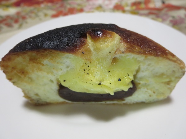 ピーターパンのレモンティーパンのトースト後の近影画像。