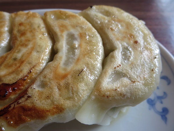 東昇餃子宴のにんにく入り餃子の近影写真。