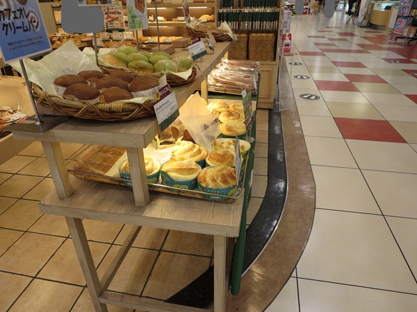 麻布十番モンタボーの店内。