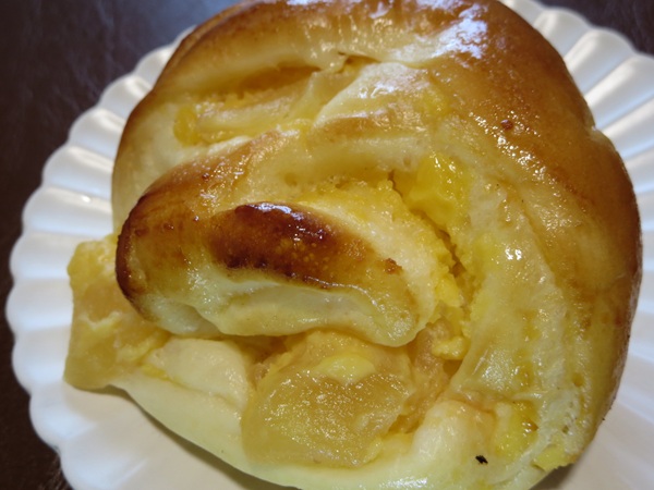 ルフランのリンゴカスタードの近影画像。