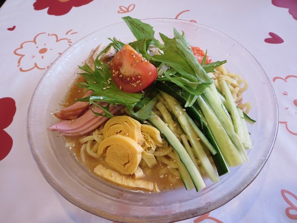萬福【冷やし中華（ごまだれ）】