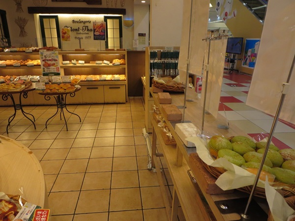麻布十番モンタボーの店内。