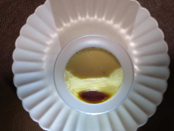 パティスリーメグンの種子島恵の底のカラメルの画像。