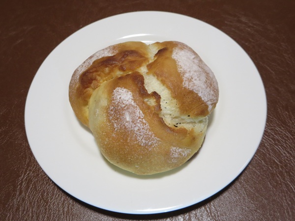Warabeya Bakery（里芋の香り）