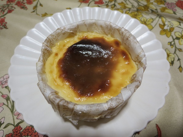 シェ・レカミエ（とろけるバスクチーズケーキ）