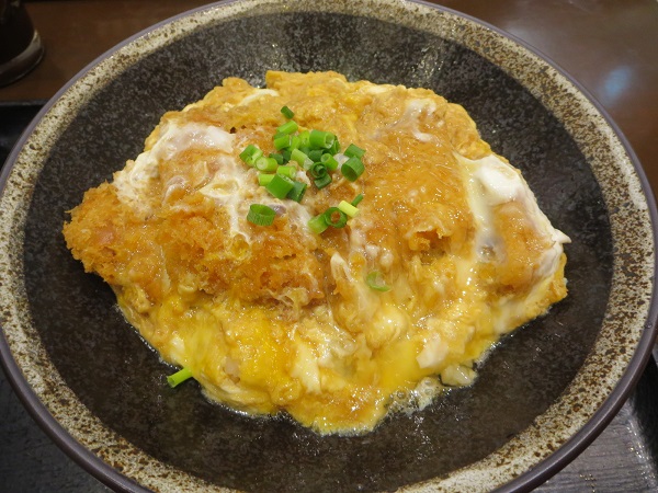 とんかつ 菊万（極上リブカツ丼）