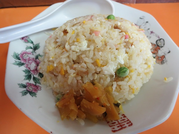 中華 コナンのチャーハンの近影画像。