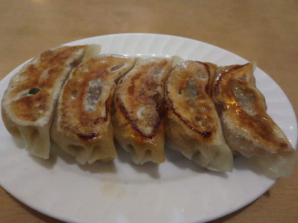 佳佳苑（自家製焼き餃子）