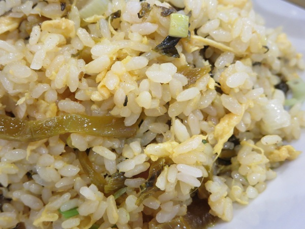 川王府 餃子軒の高菜チャーハンの近影画像。