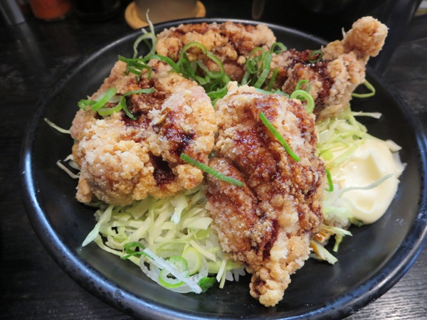 おとど食堂（唐揚げ丼）