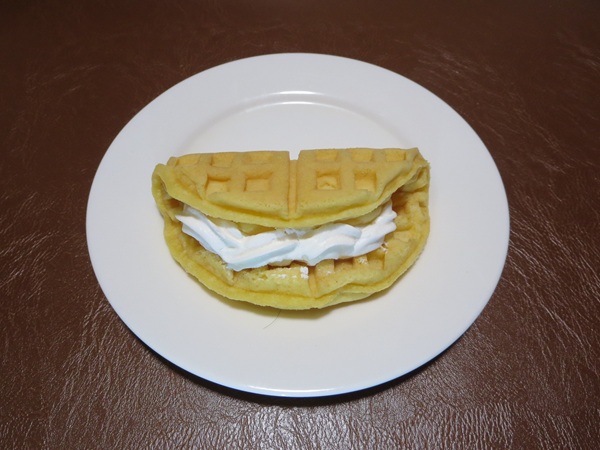 わっふる日和のプレミアムカスタードの全体画像。