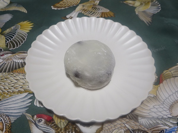 菓匠 ささやの塩豆大福の全体画像。