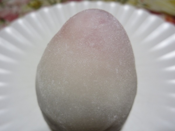 季彩菓庵しげつのいちご大福の近影画像。