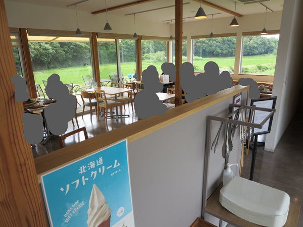おおみやパンカフェの店内の様子。