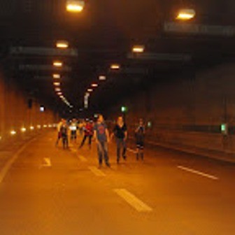 Rollnacht Düsseldorf Rheinufertunnel