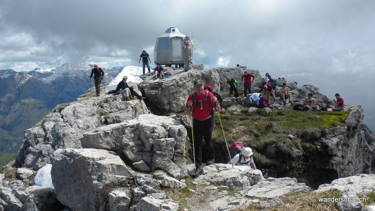 .....und die Menschenmassen, welche sich hier oben tummeln