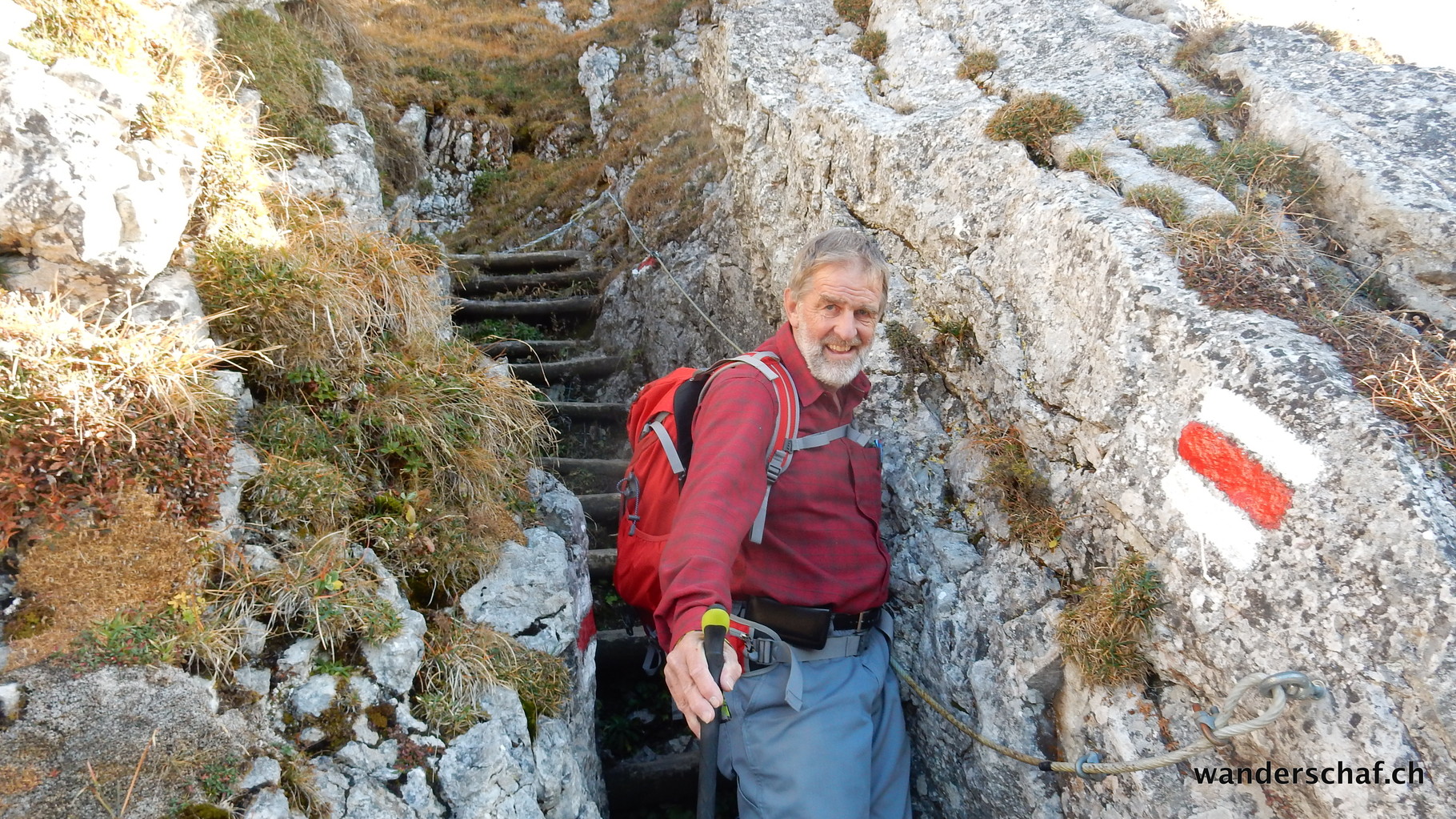 steiler, gut abgesicherter Abstieg nach Riseten