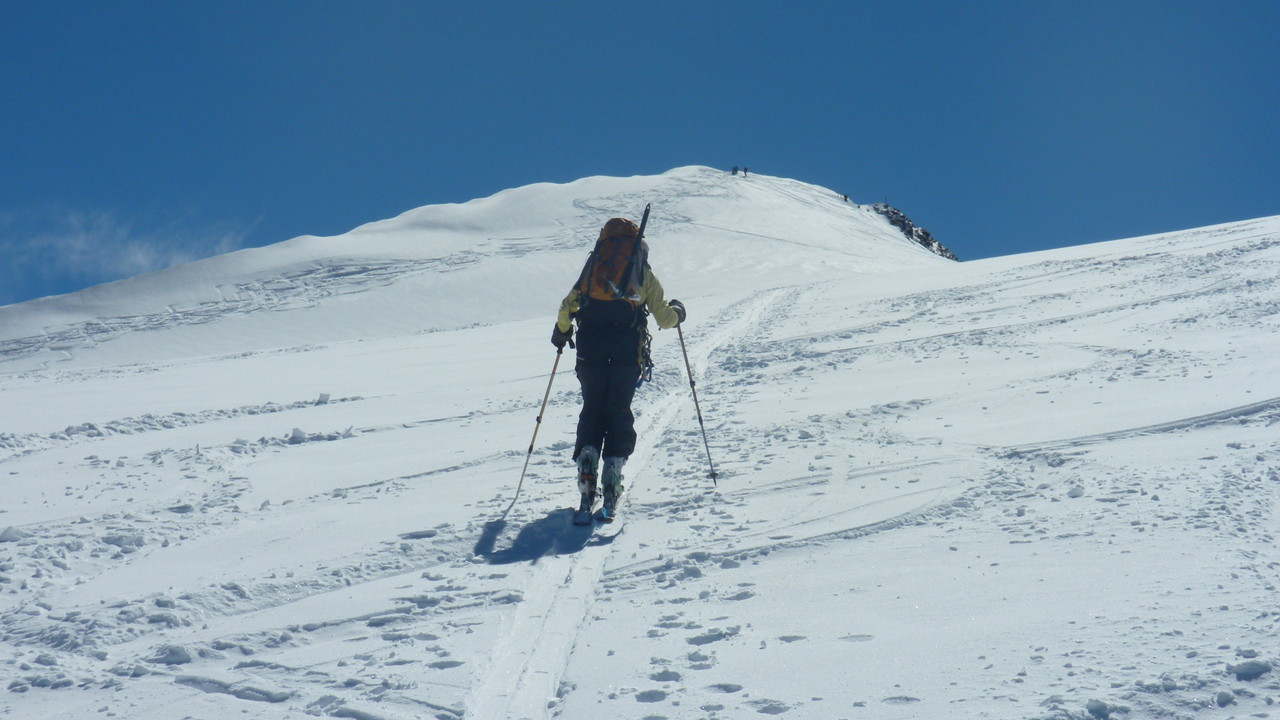 Gipfel vom Strahlhorn in Sicht