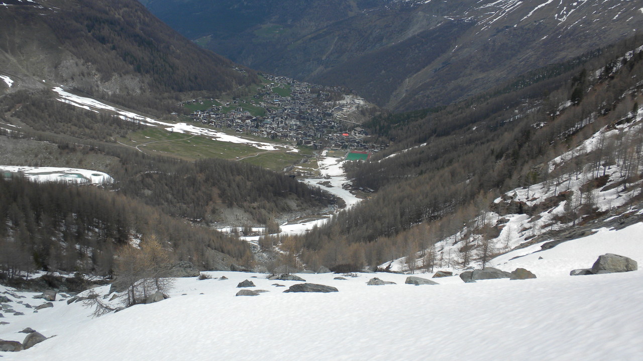 Blick zurück nach Saas Fee runter