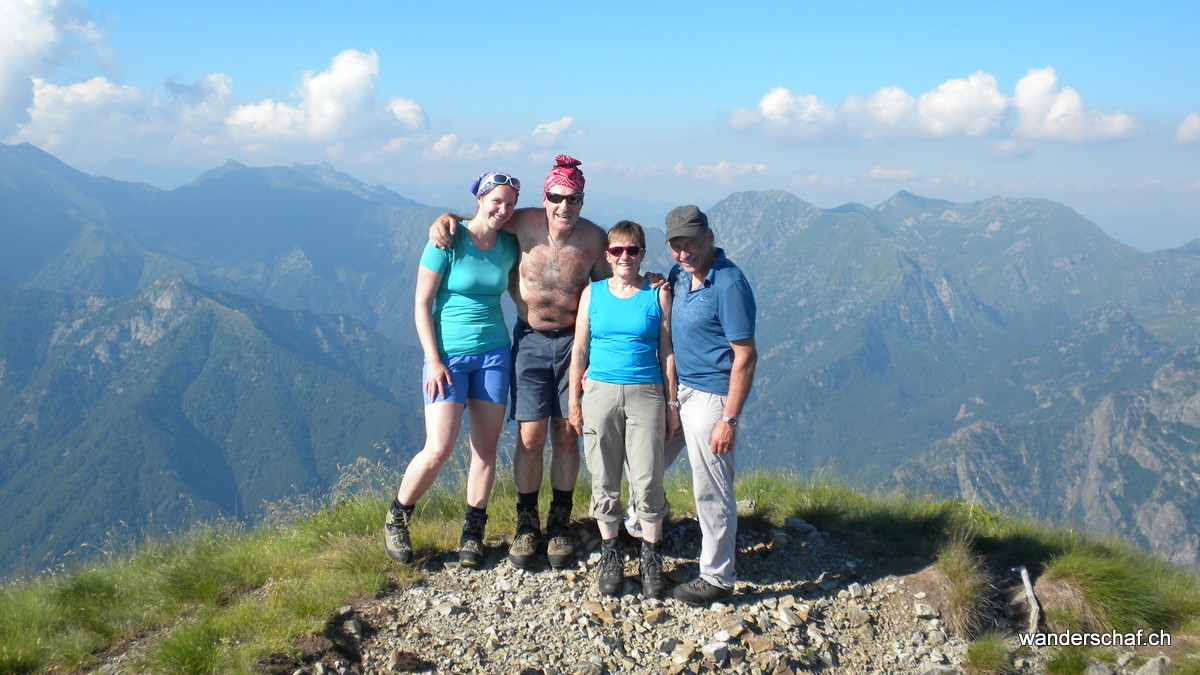 Gipfelglück auf dem Pizzo Proman