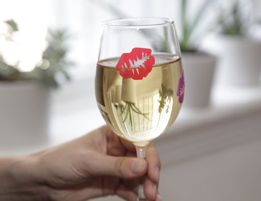 JUEGO DE ADHESIVOS DE BESOS PARA COPAS O VASOS
