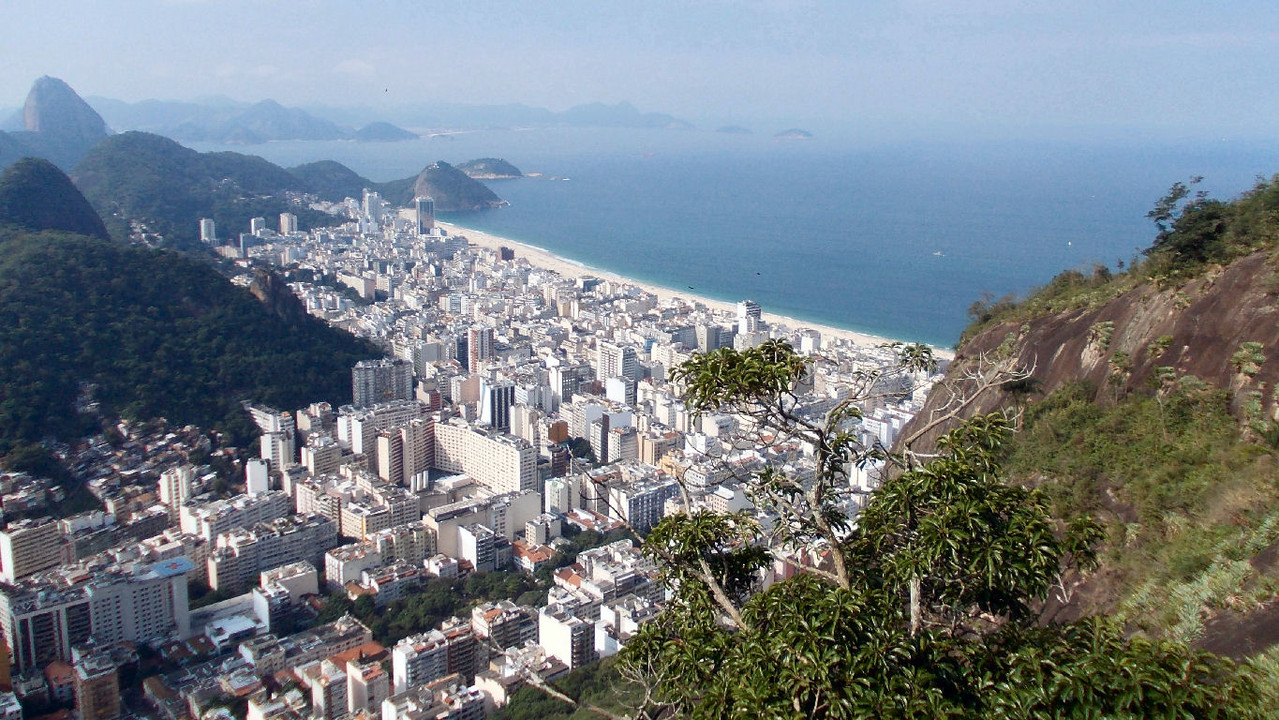 Vista do ponto mais alto deste lado do morro