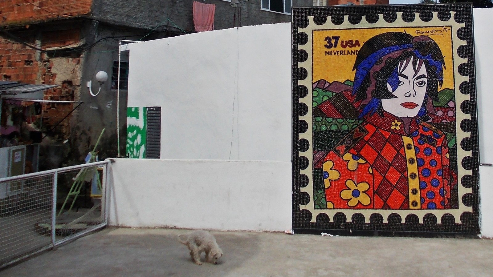 Mosaico de Romero Britto na Laje Michael Jackson