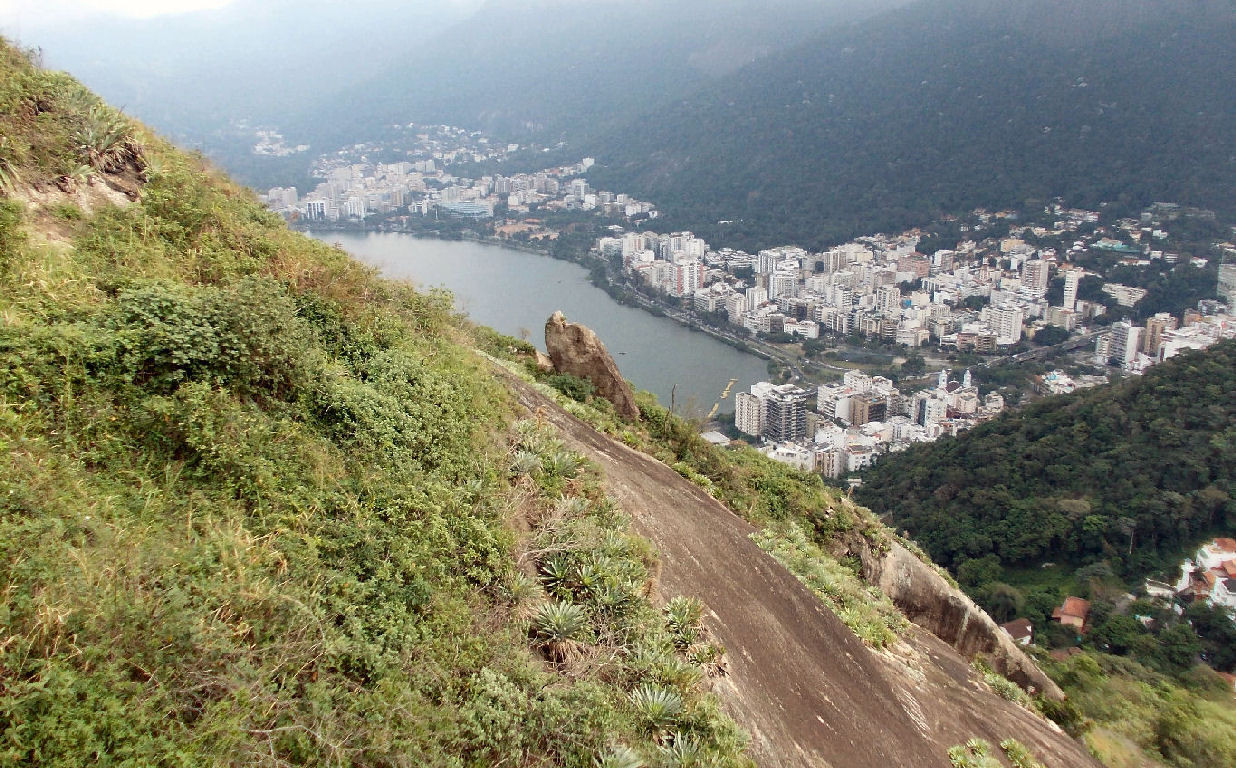A Lagoa ameaça se revelar