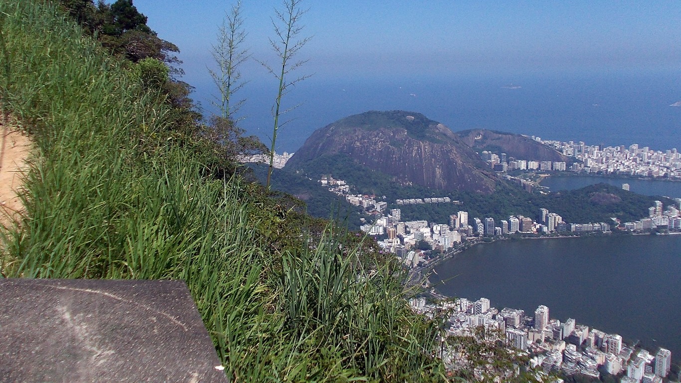 ... que revela paisagens ...
