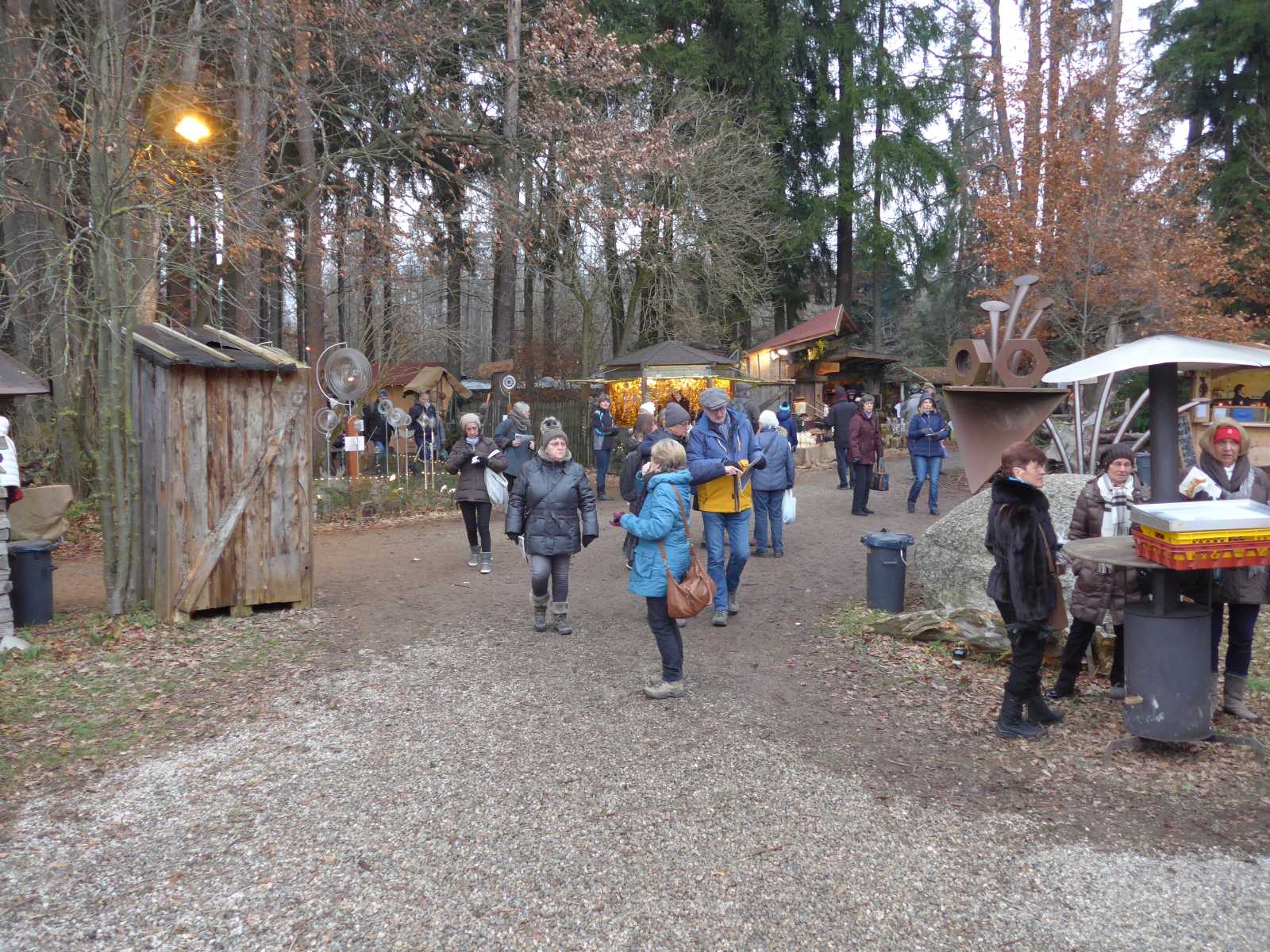 Wald-Weihnachtsmarkt, Halsbach