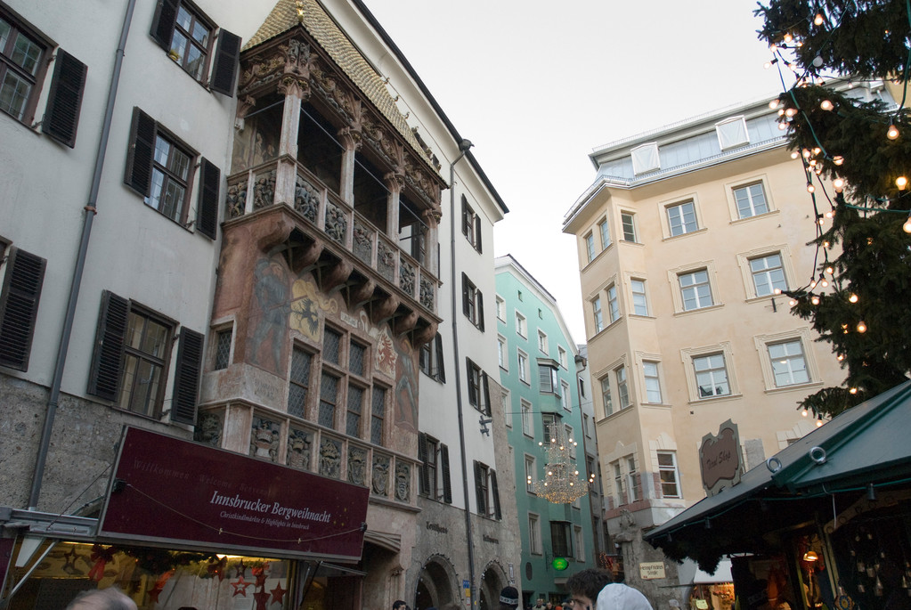 Innsbruck - Goldenes Dachl (1420, Erker von 1500)