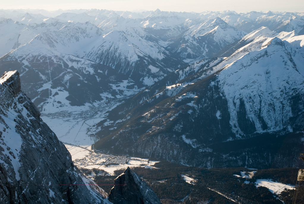 Blick von der Zugspitze in Richtung Ehrwald