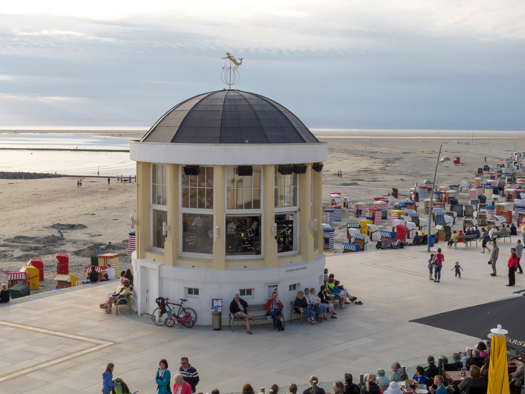 Konzertmuschel auf der Strandpromenade