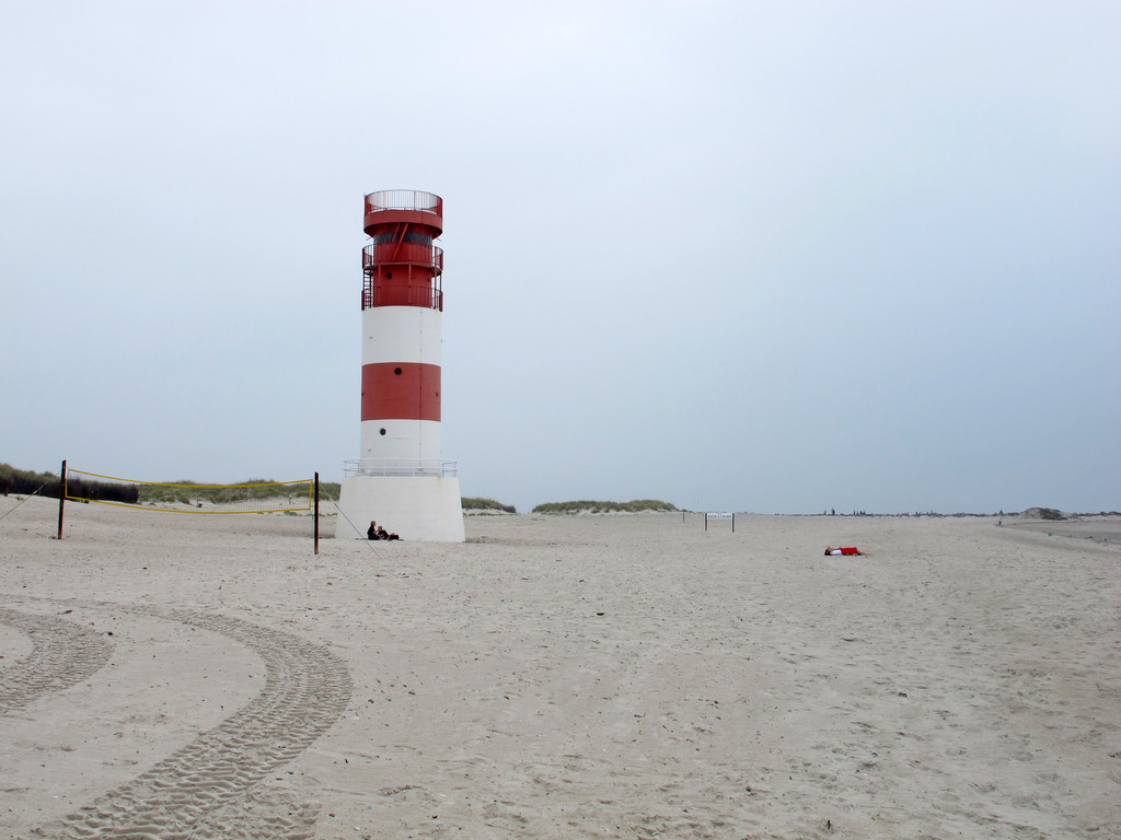 Leuchtturm am Badestrand