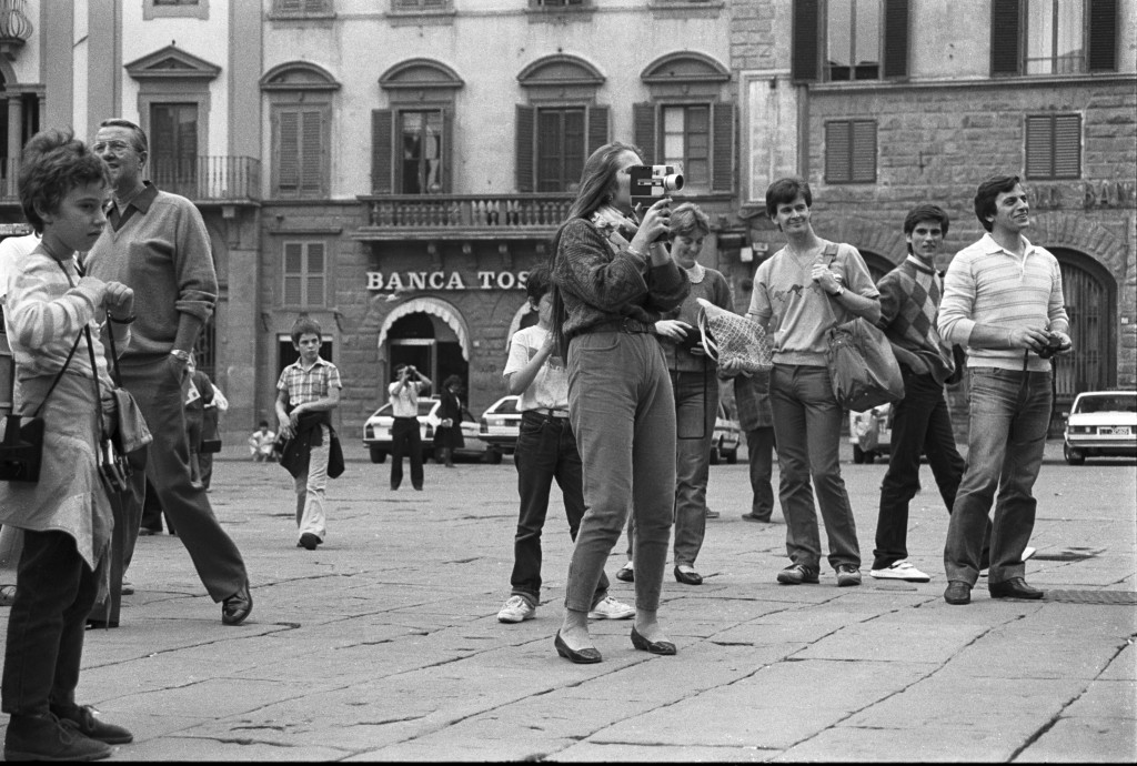 Florenz, filmende Touristin